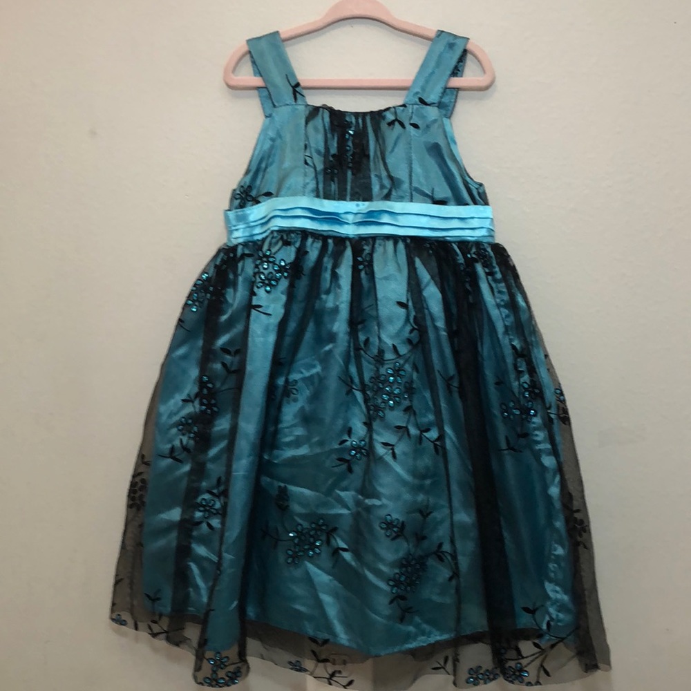 Glittery flower dark blue dress